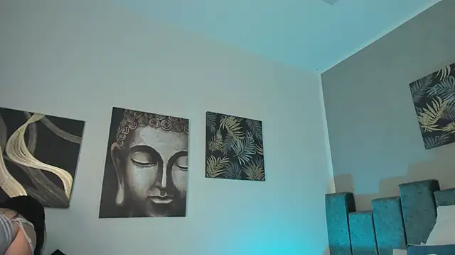 Snapshot of Kathia_Morelli chatting on 06/12/26, 11:42 Kathia Morelli online show from 06/12/26, 11:42