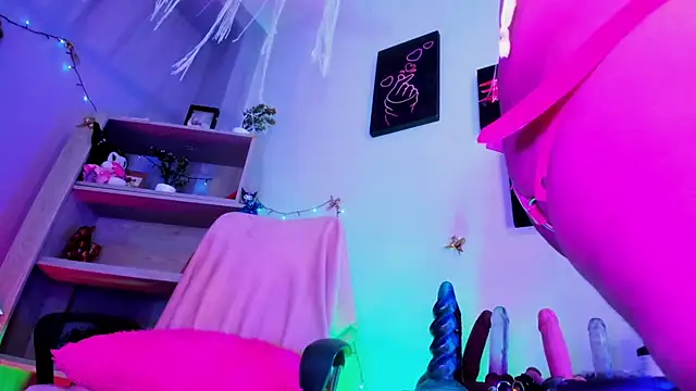 kuromi69 online show from 03/01/26, 09:00