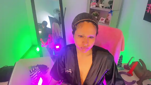 kuromi69 online show from 05/31/26, 04:09