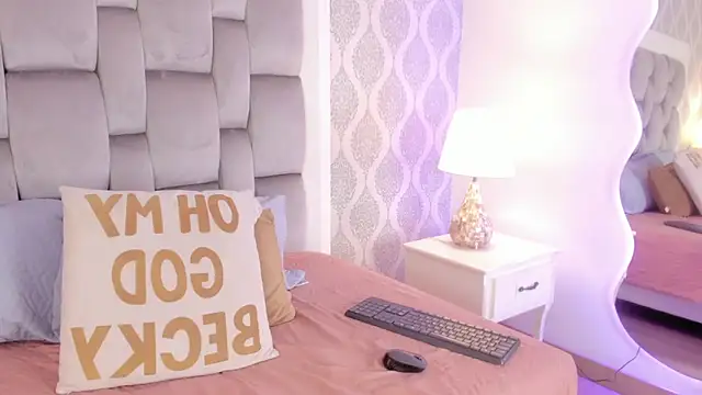 Snapshot of Sara__Williams chatting on 02/27/25, 03:47 Sara Williams online show from 02/27/25, 03:47