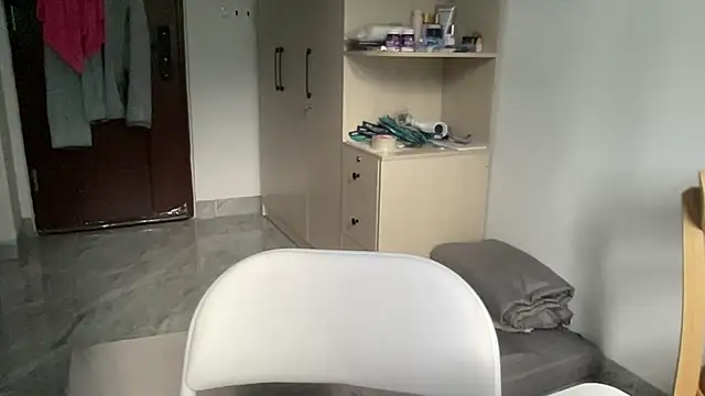 Louis Baby online show from 05/18/26, 08:31