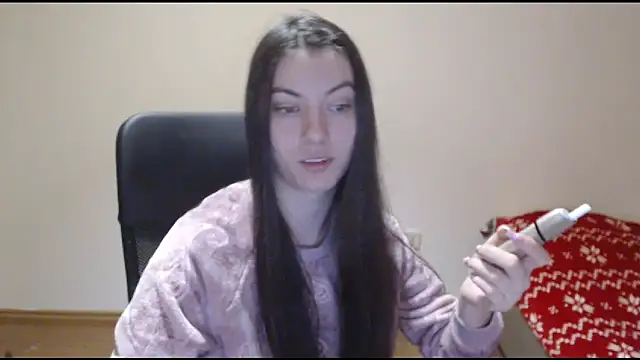 Snapshot of CuteJollie4U chatting on 12/19/24, 04:57 CuteJollie4U online show from 12/19/24, 04:57