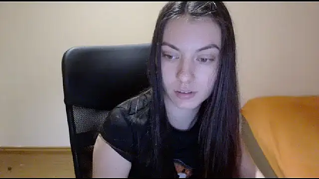 Snapshot of CuteJollie4U chatting on 12/21/24, 04:57 CuteJollie4U online show from 12/21/24, 04:57