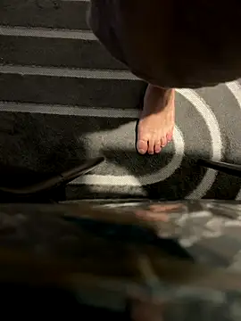 dimitriei online show from 11/08/25, 05:51