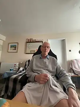 cutaboverest online show from 02/06/26, 03:59