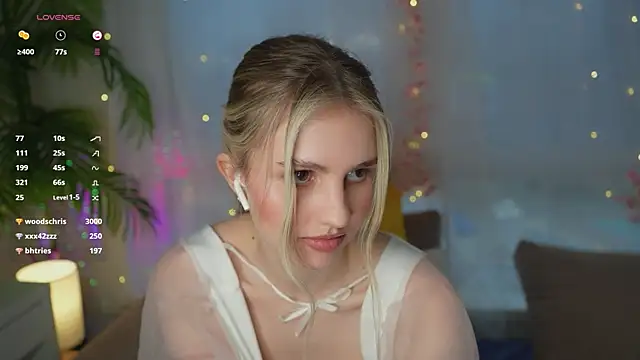 Fluffy-Angel online show from 01/29/25, 12:24