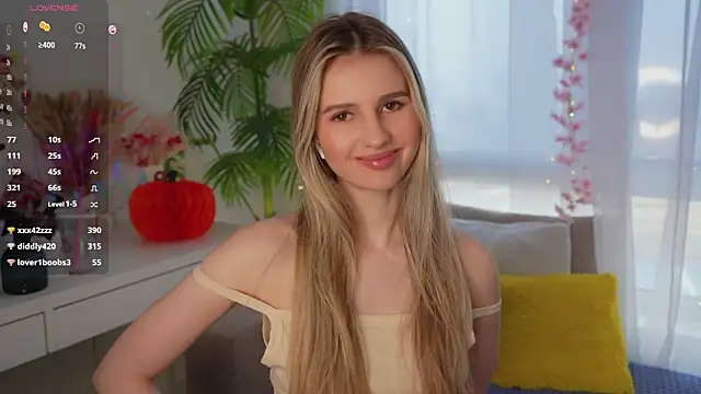 Fluffy-Angel online show from 03/17/25, 11:42