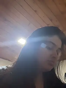 Stephania 18 online show from 10/19/25, 04:46