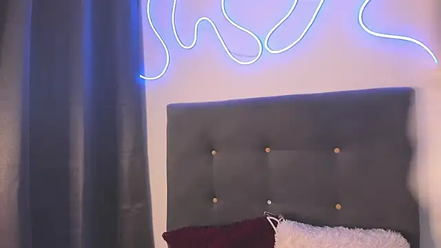 Snapshot of _Bihanca chatting on 10/29/25, 08:43 Bihanca online show from 10/29/25, 08:43