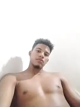 Snapshot of Gutierrez6383 chatting on 03/05/25, 02:36 Gutierrez6383 online show from 03/05/25, 02:36