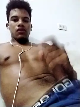 Snapshot of Gutierrez6383 chatting on 03/13/25, 06:16 Gutierrez6383 online show from 03/13/25, 06:16