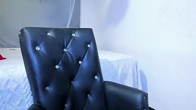 1julianasalazar online show from 04/22/26, 03:09