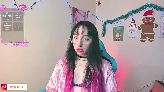 Snapshot of Julieta_cott chatting on 12/13/25, 09:20 Julieta cott online show from 12/13/25, 09:20