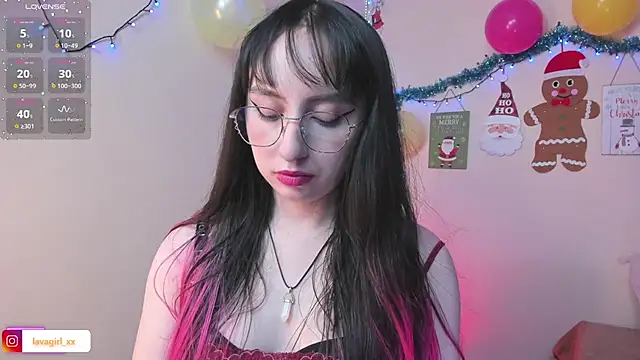 Snapshot of Julieta_cott chatting on 01/11/26, 01:10 Julieta cott online show from 01/11/26, 01:10