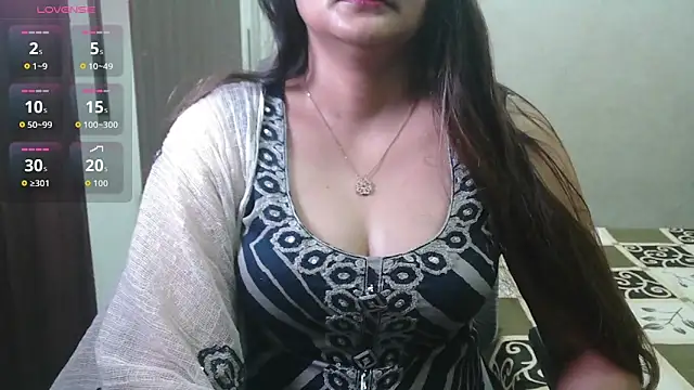 Snapshot of Jass-Karan chatting on 05/08/26, 08:03 Jass-Karan online show from 05/08/26, 08:03