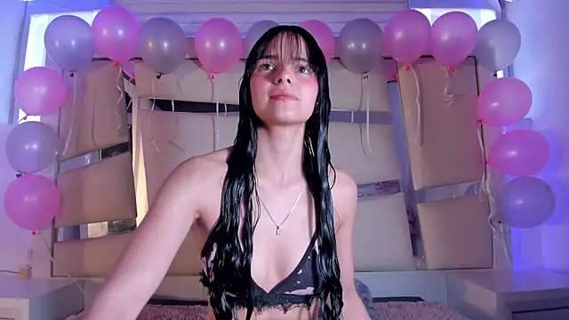 chrystal js online show from 10/21/25, 01:23