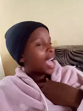 Nomawethu2002 online show from 11/16/25, 07:25