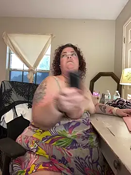 Snapshot of MsStrawbooty chatting on 09/16/25, 07:59 MsStrawbooty online show from 09/16/25, 07:59