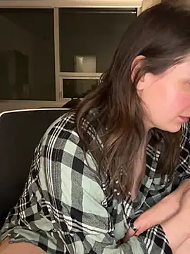 nerdynina online show from 02/03/26, 01:37