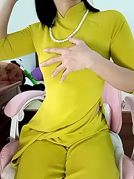    Erin    online show from 01/17/26, 01:32