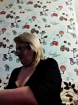 Forest-Lady online show from 12/26/24, 03:42