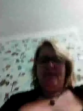 Forest-Lady online show from 02/11/25, 08:31