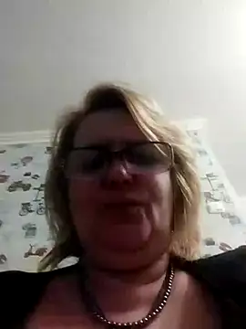 Forest-Lady online show from 02/12/25, 08:18