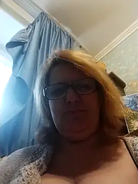 Snapshot of Forest-Lady chatting on 02/09/26, 09:13 Forest-Lady online show from 02/09/26, 09:13