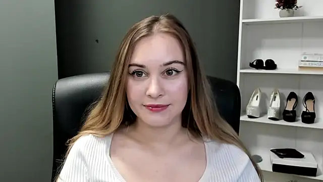 kitty valeria online show from 03/29/26, 01:44