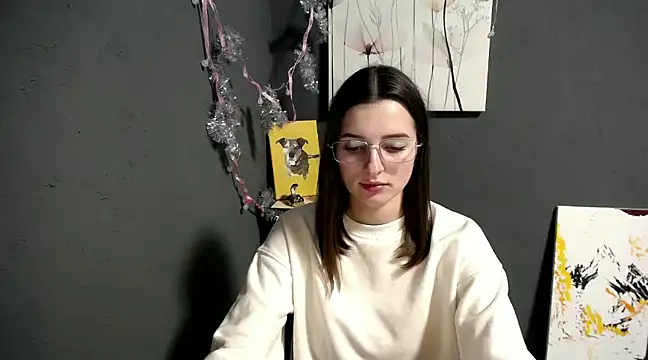 lady olivia  online show from 12/21/24, 07:38