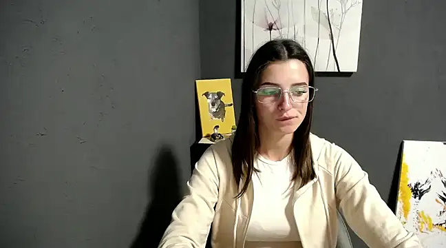 lady olivia  online show from 02/03/25, 01:40