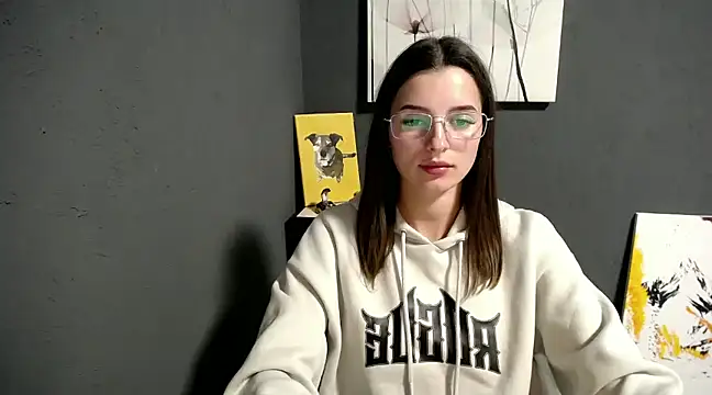 lady olivia  online show from 02/12/25, 05:16