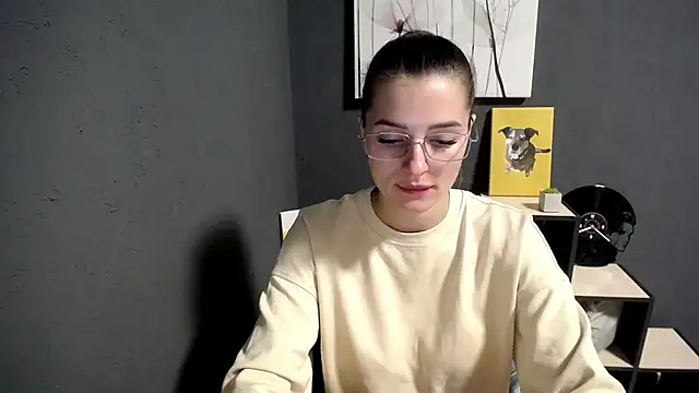 lady olivia  online show from 09/26/25, 02:10