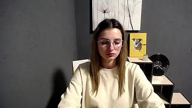 lady olivia  online show from 10/01/25, 03:29