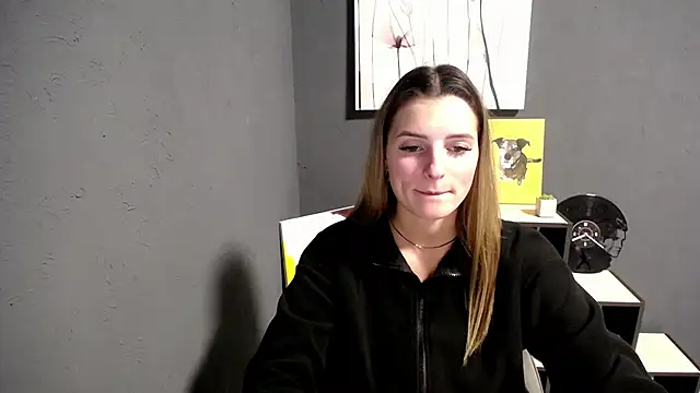 lady olivia  online show from 10/20/25, 03:45