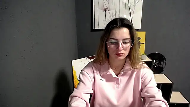 lady olivia  online show from 11/20/25, 02:50