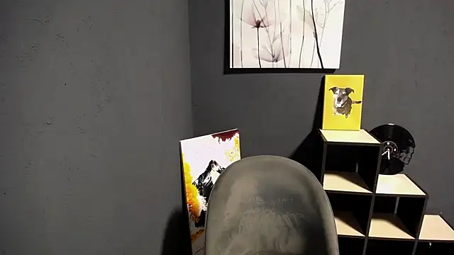 lady olivia  online show from 04/25/26, 12:19