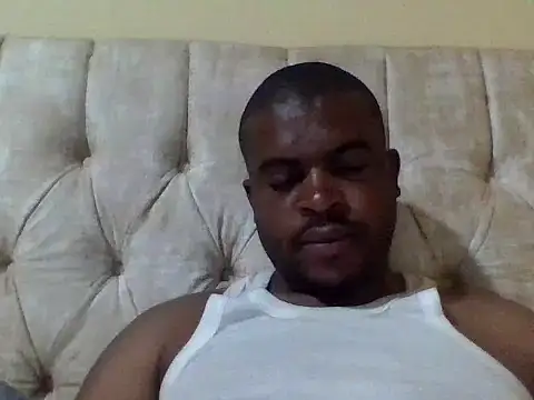 lui cuuty online show from 11/05/25, 12:21