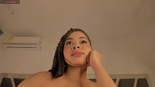 Samanntha Rose online show from 10/18/25, 12:50