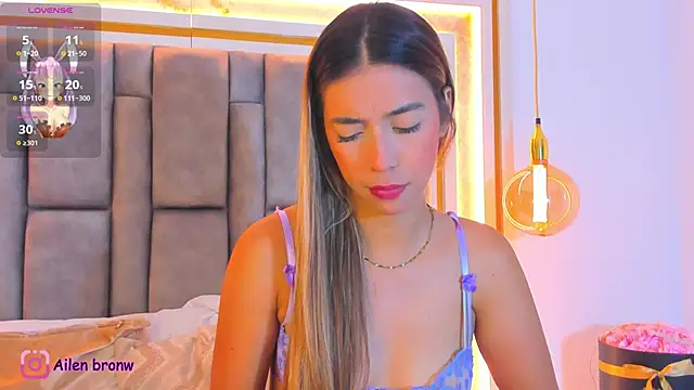 elianabrown online show from 11/05/25, 10:54