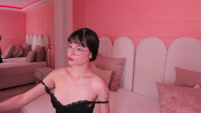 emilly williams  online show from 12/20/24, 08:12