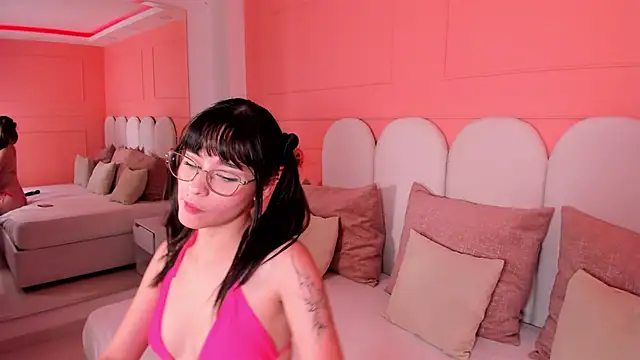 emilly williams  online show from 01/30/25, 08:10