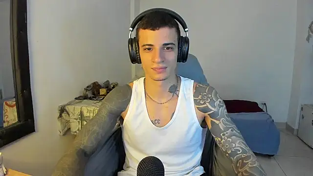 Balo lovers online show from 10/11/25, 01:53