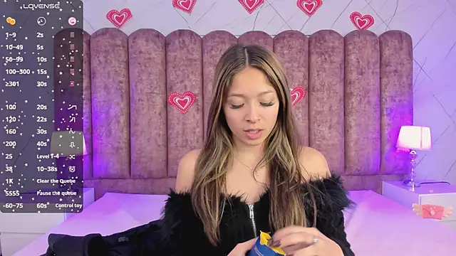 Victoria Adams14 online show from 02/16/25, 11:59