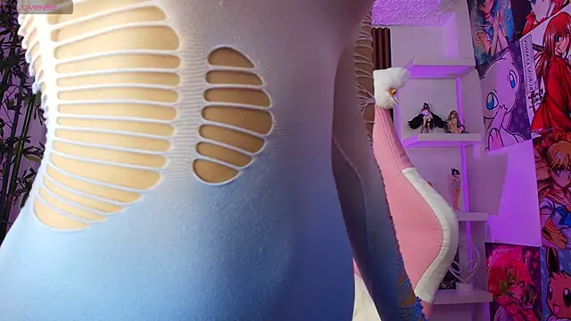 Victoria Adams14 online show from 04/19/26, 05:07