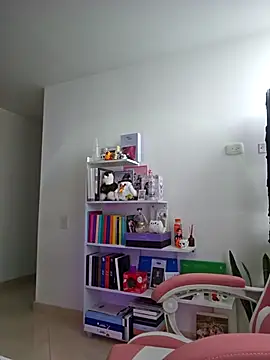 azumiichan online show from 02/05/25, 04:14