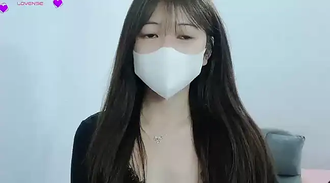 Snapshot of tanhxiu chatting on 01/04/25, 02:35 tanhxiu online show from 01/04/25, 02:35