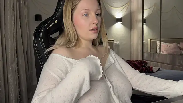 x ivy x online show from 01/04/25, 03:49