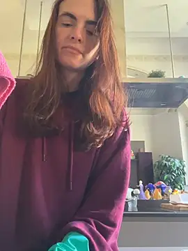 Debby 89 online show from 04/28/26, 09:25