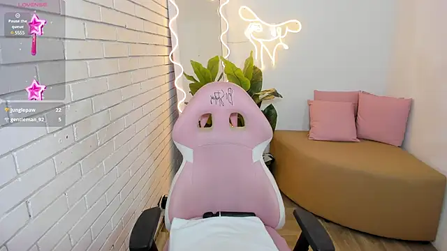 Chiara tay online show from 02/15/25, 01:31